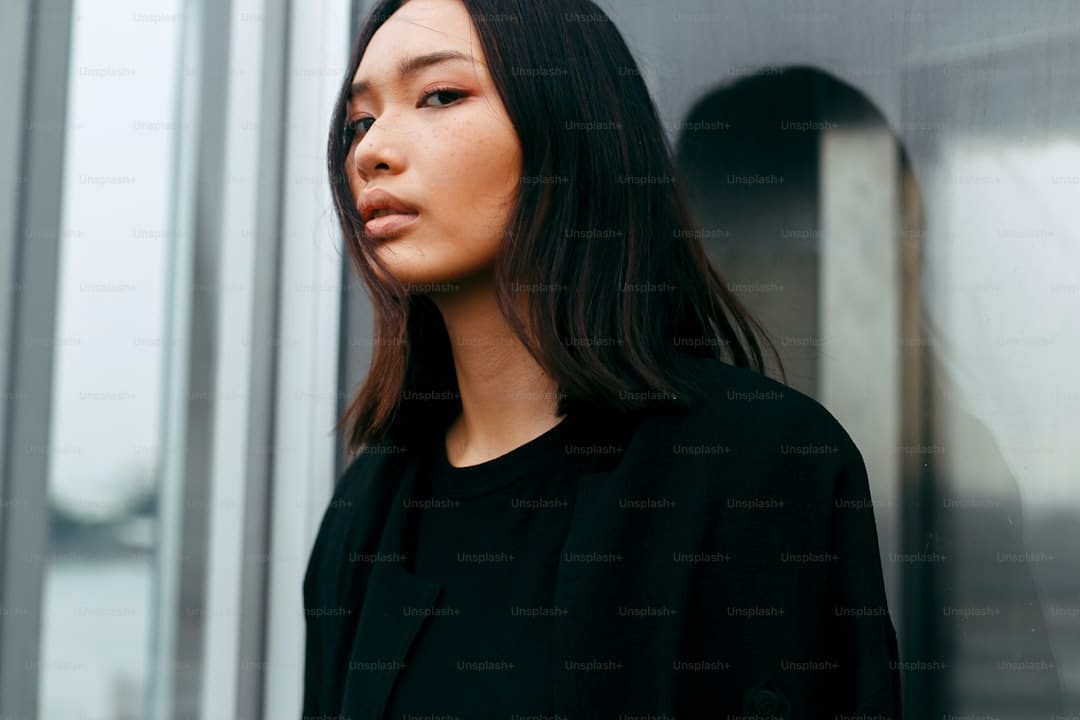 班主任饭局摸女生 人面兽心摸完敏感部位还强制表达